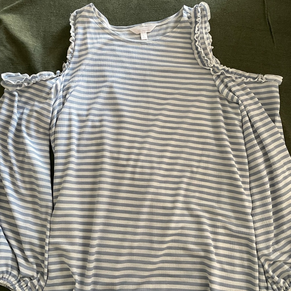 Off Shoulder Top • L